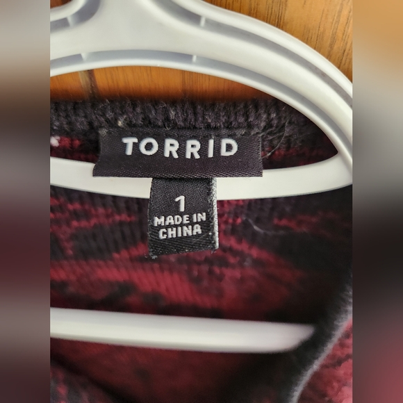 Torrid Cardigan, Skull motif, size 1 - Picture 4 of 4